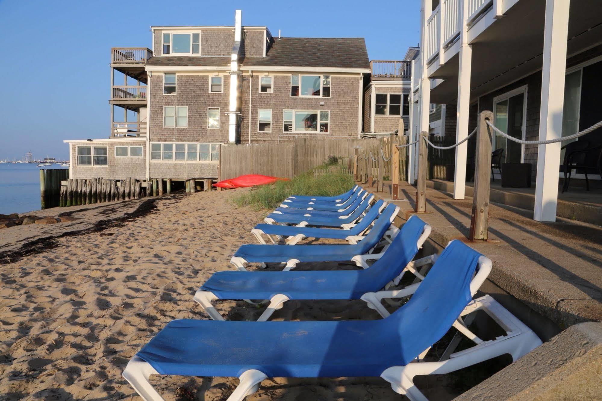 Surfside And Hotel 3*