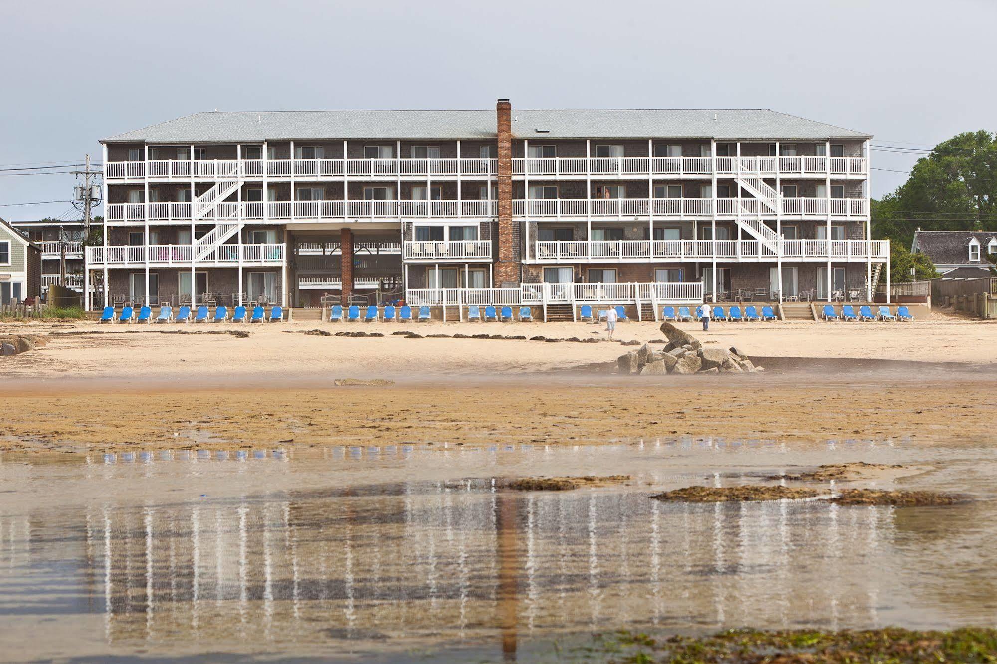Surfside And 3*